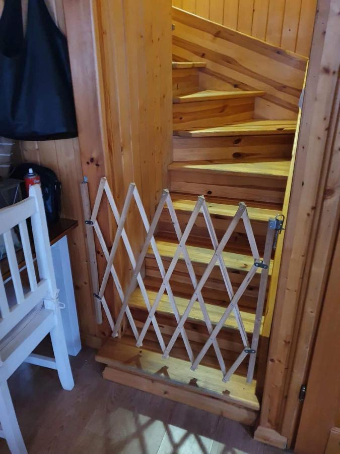 Cabana De Madera Especial Y Acogedora Cardenete Esterno foto